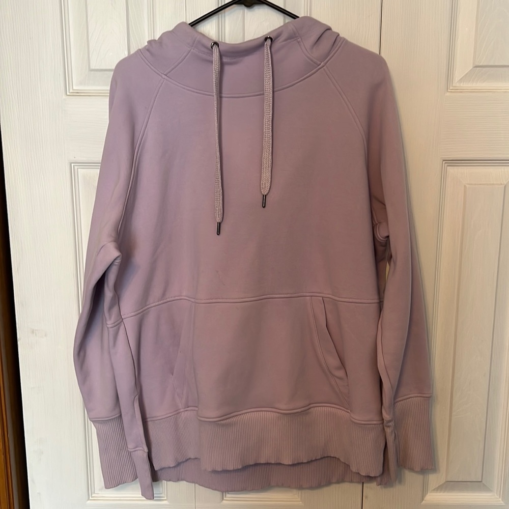 ATHLETIC sweatshirt. Size: L